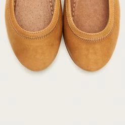 The Frye Company Carson Ballet Women