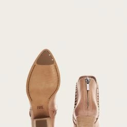 The Frye Company Reed Feather Bootie Women 12 The Frye Company Reed Feather Bootie Women