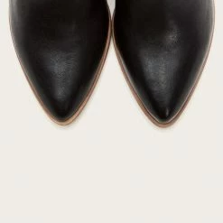 The Frye Company Reed Scallop Shootie Women