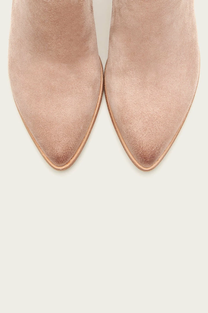 The Frye Company Reed Scallop Shootie Women 8 The Frye Company Reed Scallop Shootie Women