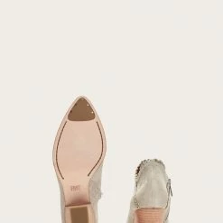 The Frye Company Women Reed Scallop Shootie