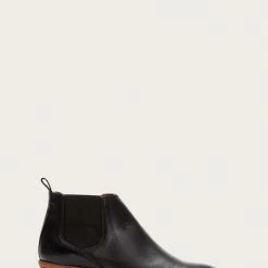 The Frye Company Carson Chelsea Women