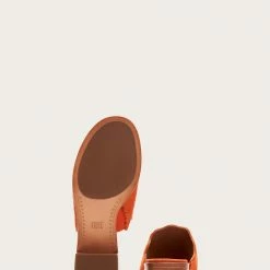 The Frye Company Women Cindy Wave Mule 12 The Frye Company Women Cindy Wave Mule