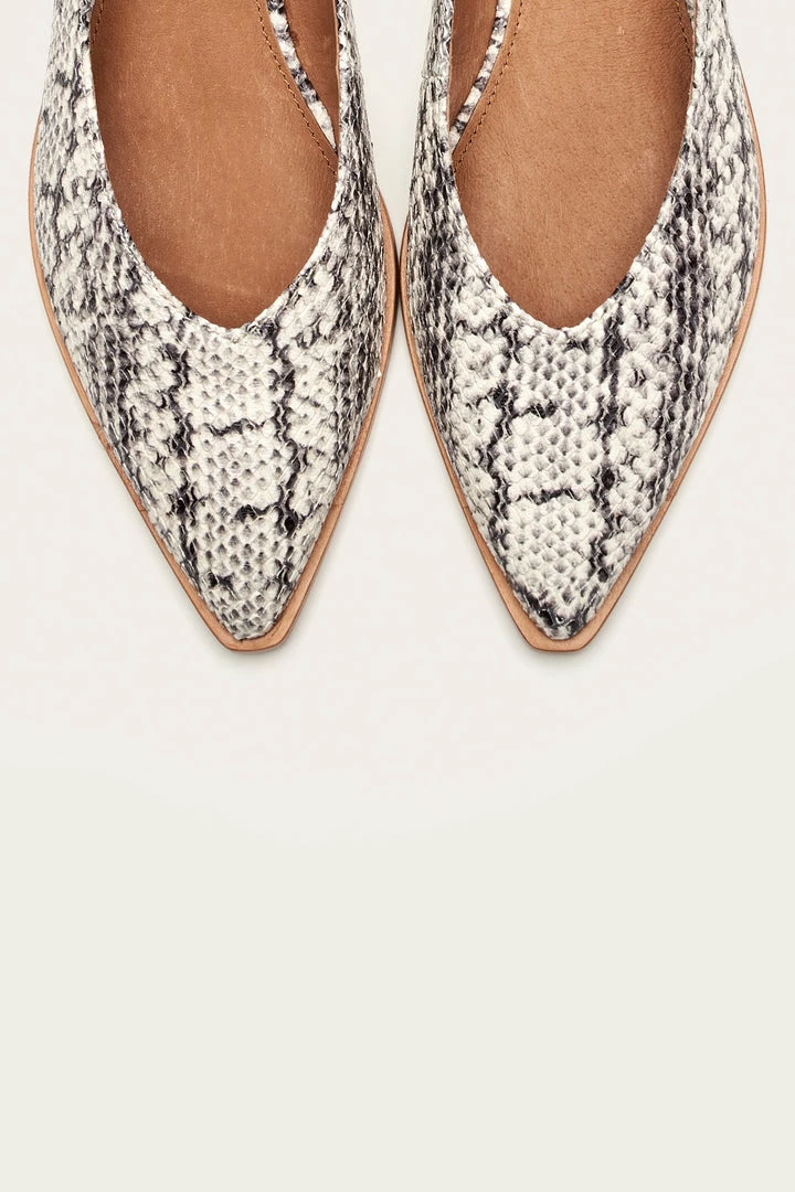 The Frye Company Kenzie Slingback 8 The Frye Company Kenzie Slingback