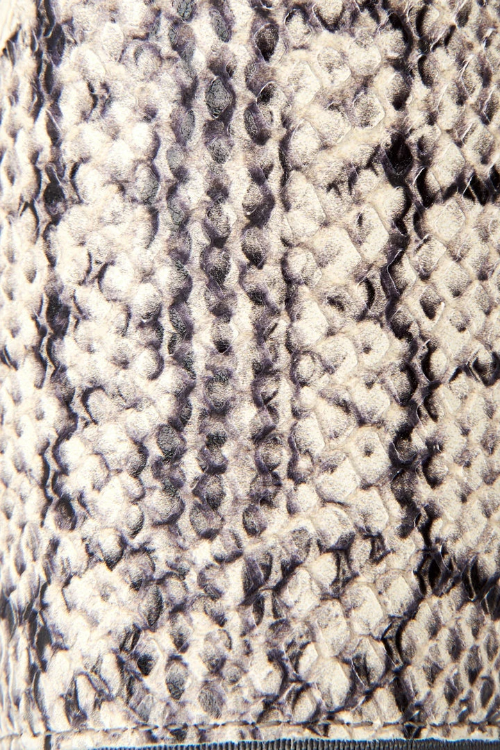 The Frye Company Women Melanie Slip On 7 The Frye Company Women Melanie Slip On