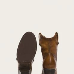 The Frye Company Jackie Button Short SHOES