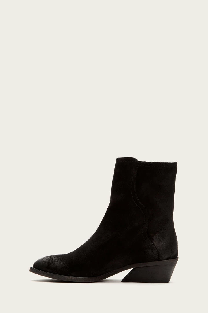 The Frye Company Farrah Wave Short Women 5 The Frye Company Farrah Wave Short Women