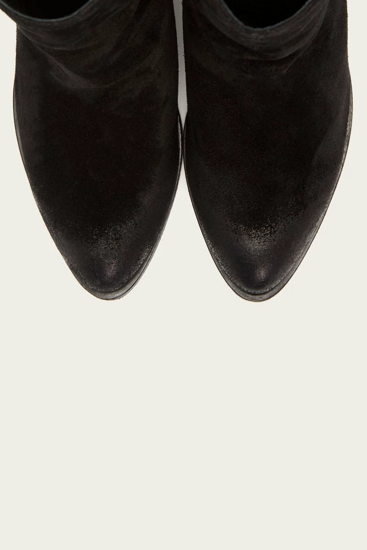 The Frye Company Farrah Wave Short Women 8 The Frye Company Farrah Wave Short Women