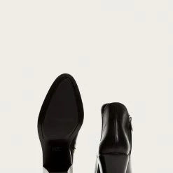 The Frye Company Women Noelle Inside Zip