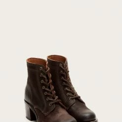 The Frye Company Sabrina 6G Lace Up SHOES