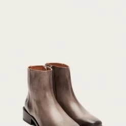 The Frye Company River Inside Zip Bootie Women 10 The Frye Company River Inside Zip Bootie Women