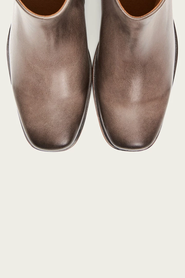 The Frye Company River Inside Zip Bootie Women 8 The Frye Company River Inside Zip Bootie Women