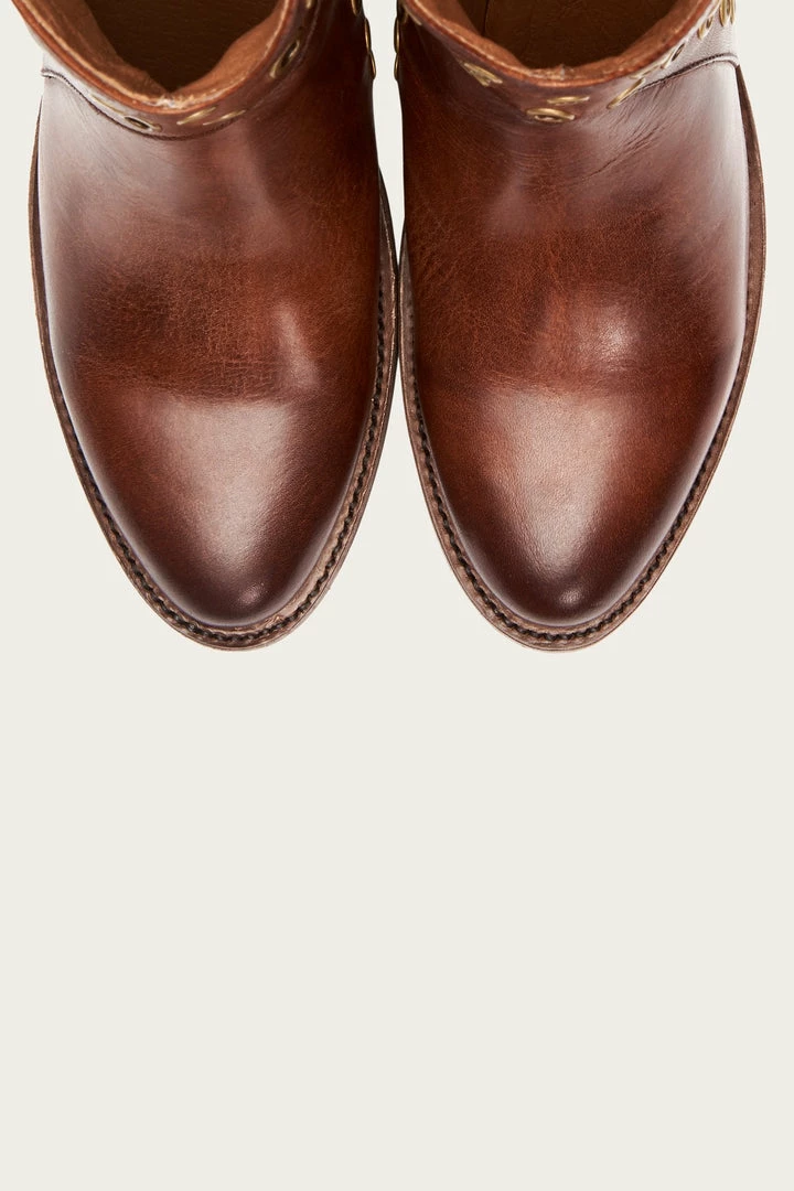 The Frye Company Diana Grommet Short 8 The Frye Company Diana Grommet Short