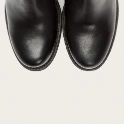 The Frye Company Women Karen Inside Zip Short