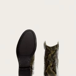 The Frye Company Women Melissa Harness Pull On Short