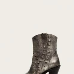 The Frye Company Women Mustang Grommet Short