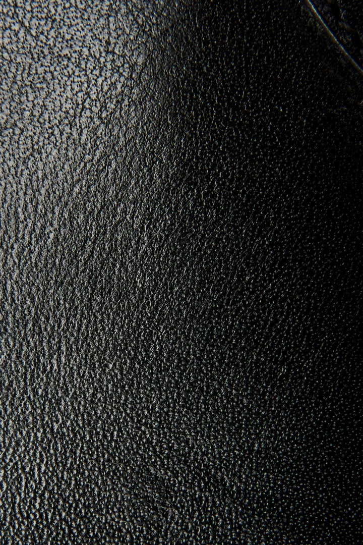 The Frye Company Mustang Seam Short Women 7 The Frye Company Mustang Seam Short Women