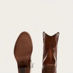 The Frye Company Mustang Seam Short Women 11 The Frye Company Mustang Seam Short Women