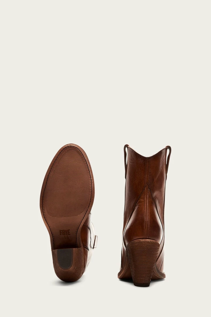 The Frye Company Mustang Seam Short Women 5 The Frye Company Mustang Seam Short Women