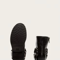 The Frye Company Veronica Harness Short SHOES