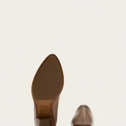 The Frye Company Reese Venetian 12 The Frye Company Reese Venetian