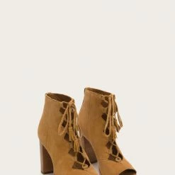 The Frye Company Gabby Ghillie Women