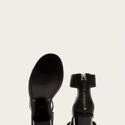 The Frye Company Women Brielle Back Zip