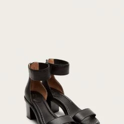 The Frye Company Women Brielle Back Zip