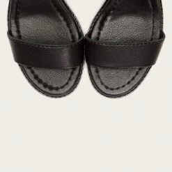 The Frye Company Women Brielle Back Zip