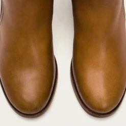 The Frye Company Malorie Knotted Short Women