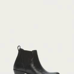 The Frye Company Jackie Gore