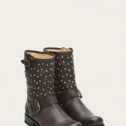 The Frye Company Women Jenna Cut Stud Short