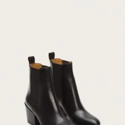 The Frye Company Casey Chelsea Women