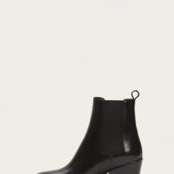 The Frye Company Casey Chelsea Women 11 The Frye Company Casey Chelsea Women