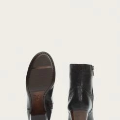 The Frye Company Stella Zip Short Women