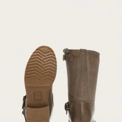 The Frye Company Women Veronica Short