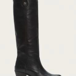 The Frye Company Jackie Button