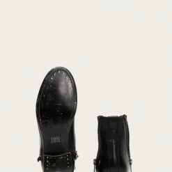 The Frye Company Women Carly Zip Chelsea