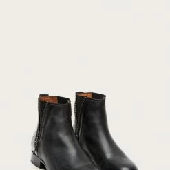 The Frye Company Women Carly Zip Chelsea