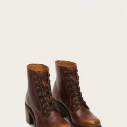 The Frye Company SHOES Sabrina 6G Lace Up