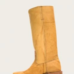 The Frye Company Campus 14L 11 The Frye Company Campus 14L