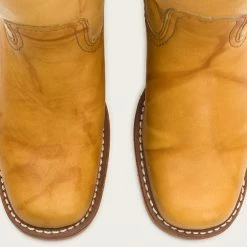 The Frye Company Campus 14L 14 The Frye Company Campus 14L