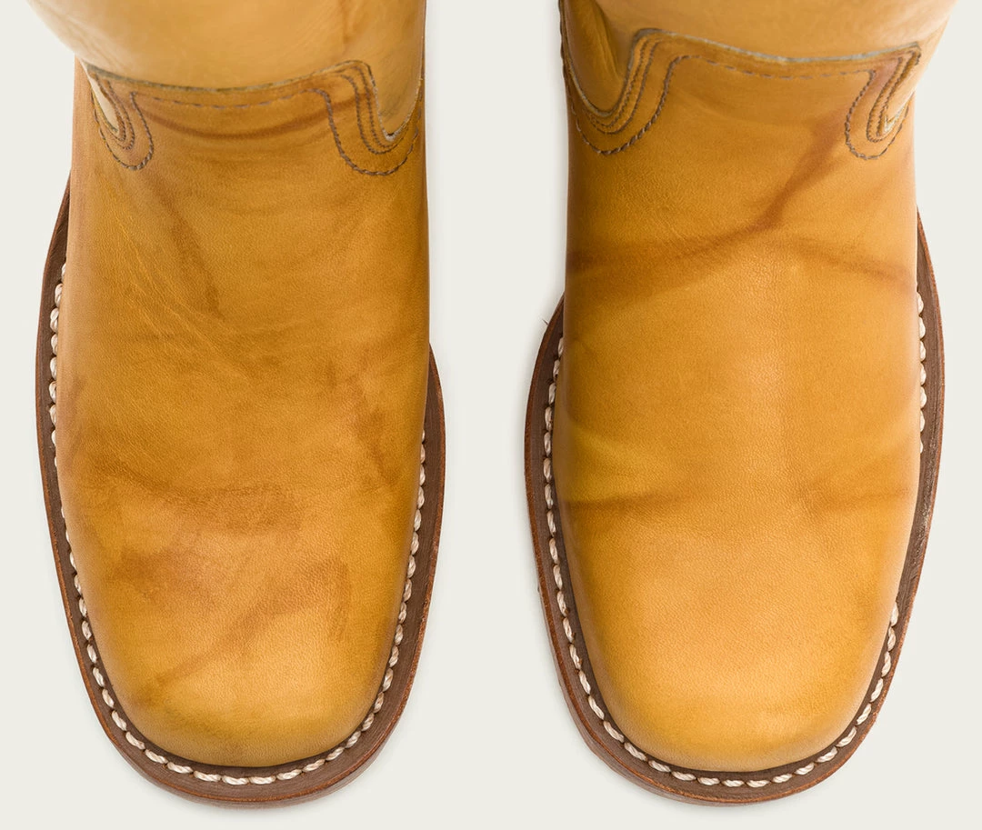 The Frye Company Campus 14L 8 The Frye Company Campus 14L