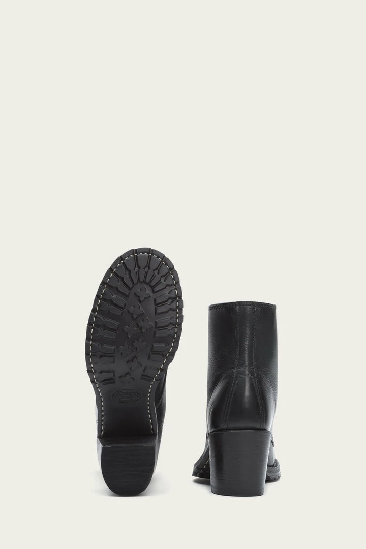 The Frye Company Sabrina 6G Lace Up 6 The Frye Company Sabrina 6G Lace Up