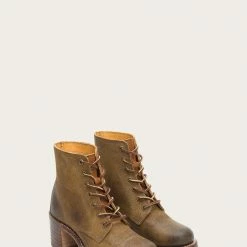 The Frye Company Sabrina 6G Lace Up