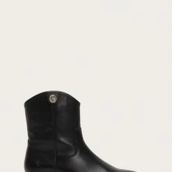 The Frye Company Women Melissa Button Short 2