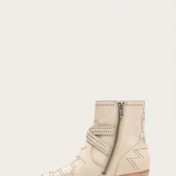 The Frye Company Women Ellen Deco Buckle Short