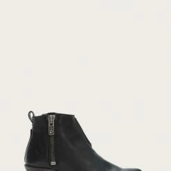 The Frye Company Women Sacha Moto Shortie