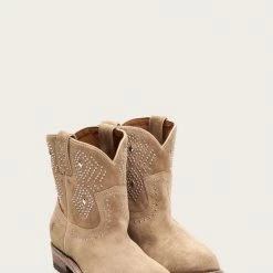 The Frye Company Billy Stud Short