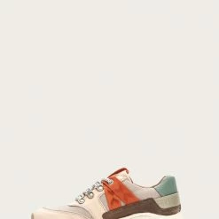 The Frye Company Willow Trek Low